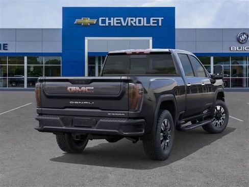 New 2026 GMC Sierra 2500 Denali w/ Denali Reserve Package image 4