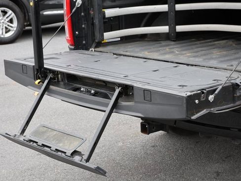 Used 2021 Ford F150 Limited image 16