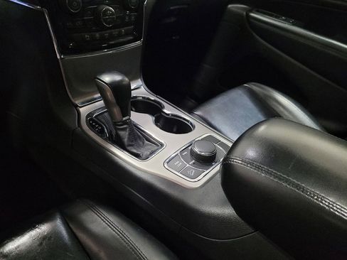 Used 2019 Jeep Grand Cherokee Limited AWD/4WD image 26