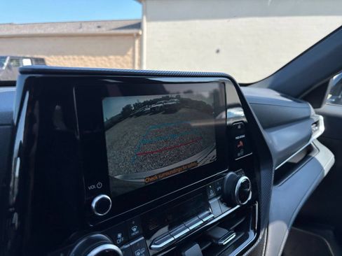 Used 2025 Toyota Highlander XSE AWD/4WD image 27