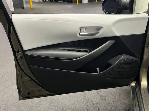 Used 2019 Toyota Corolla SE FWD image 13