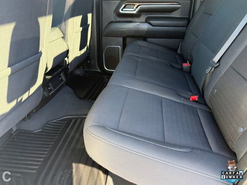 Used 2024 Chevrolet Silverado 2500 LT image 15