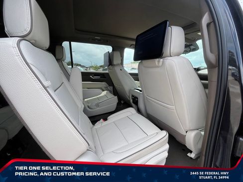 New 2026 GMC Yukon XL Denali w/ Denali Reserve Package AWD/4WD image 19