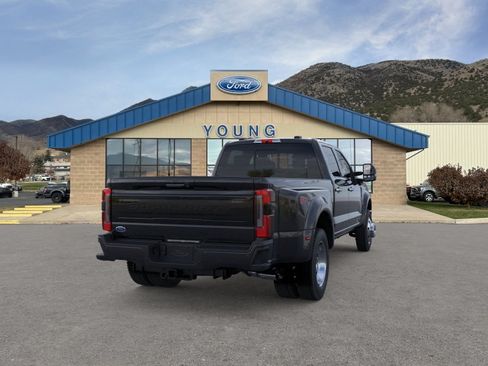 New 2026 Ford F450 Platinum w/ FX4 Off-Road Package AWD/4WD image 8