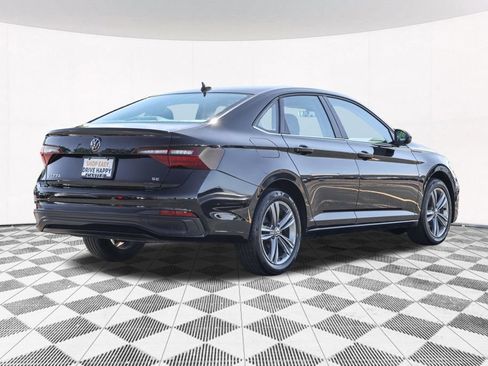 Certified 2024 Volkswagen Jetta SE FWD image 12