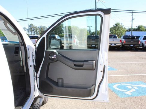 Used 2009 Nissan Xterra S AWD/4WD image 24