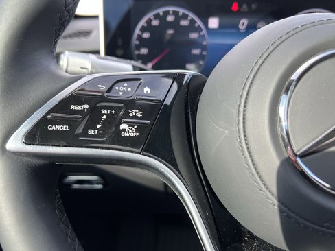 Used 2025 Mercedes-Benz S 580 4MATIC Sedan image 19