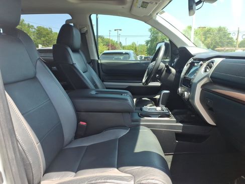 Used 2020 Toyota Tundra Limited w/ Limited Premium Package RWD image 10