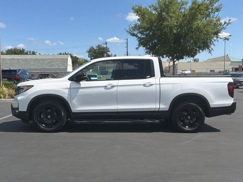 Used 2024 Honda Ridgeline Black Edition image 9