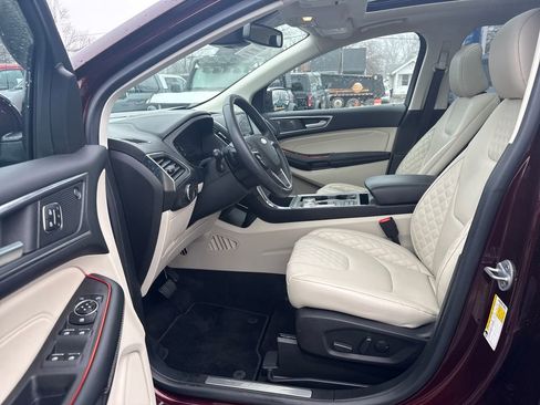 Used 2023 Ford Edge Titanium w/ Class II Trailer Tow Package image 26