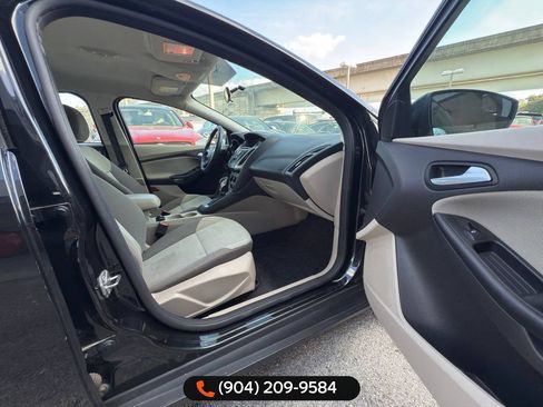 Used 2014 Ford Focus SE image 33