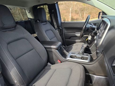 Used 2022 Chevrolet Colorado LT w/ Fleet Safety Package image 14