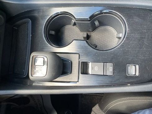 Used 2023 Nissan Rogue SV image 26