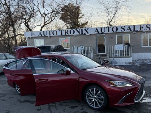 Used 2019 Lexus ES 350 w/ Premium Package FWD image 27