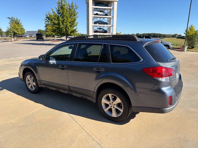 Used 2014 Subaru Outback 2.5i Premium AWD/4WD image 11