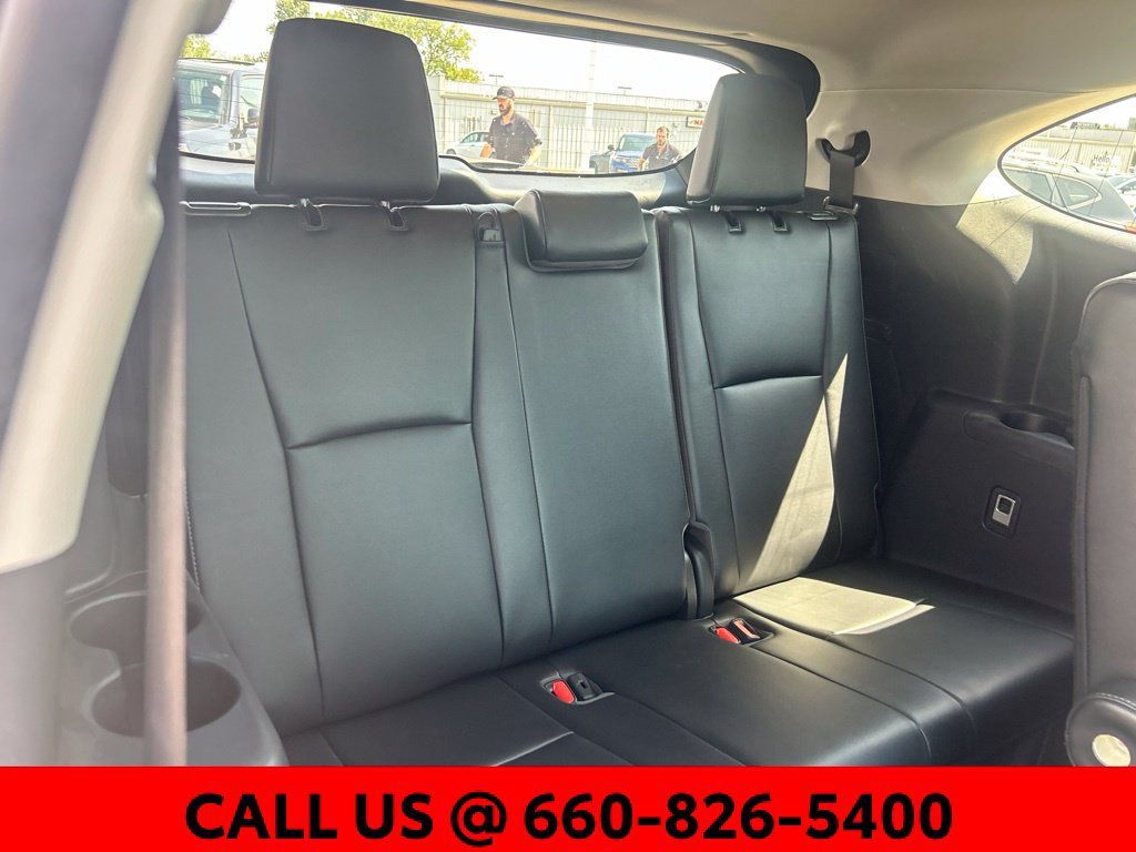 Used 2023 Toyota Highlander Platinum AWD/4WD image 7