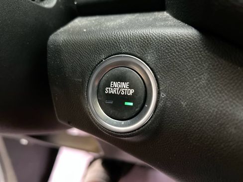 Used 2023 GMC Terrain SLE w/ Driver Convenience Package AWD/4WD image 21