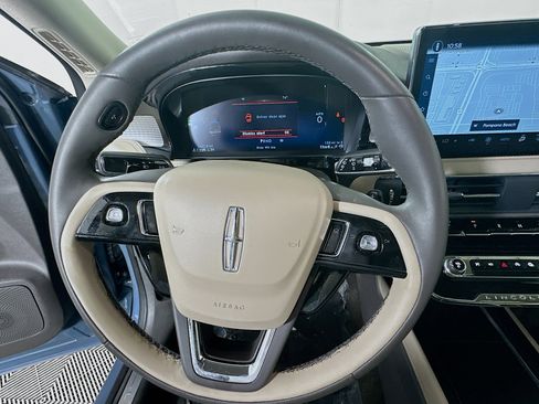 Used 2023 Lincoln Corsair FWD image 15