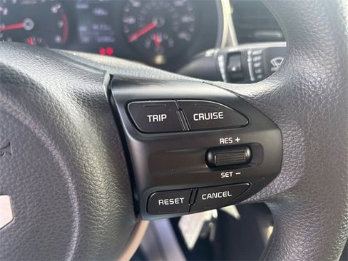 Used 2023 Kia Rio S image 23