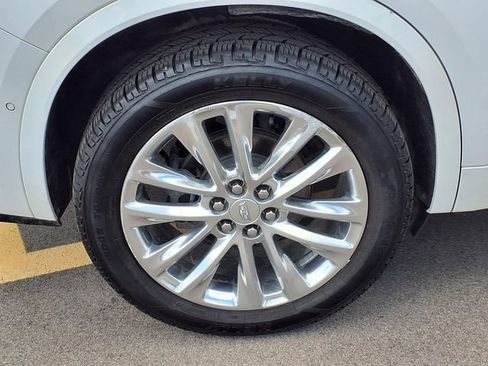 Certified 2020 Cadillac XT6 Premium Luxury FWD image 27