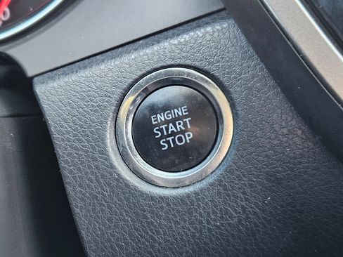 Used 2019 Toyota Camry XSE FWD image 16