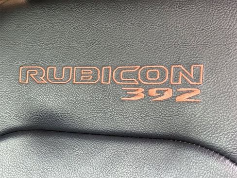 Used 2022 Jeep Wrangler Unlimited Rubicon w/ Trailer Tow Package image 12