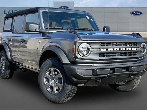 New 2025 Ford Bronco Big Bend image 2