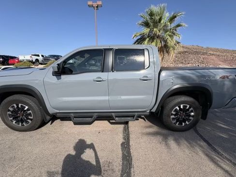 Used 2023 Nissan Frontier PRO-4X w/ Pro Convenience Package AWD/4WD image 2