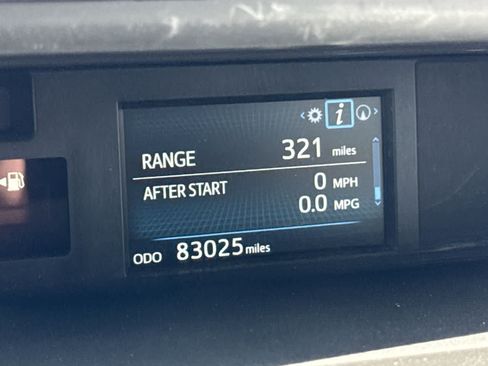 Used 2017 Toyota Prius V Five w/ Advanced Technology Package FWD image 9