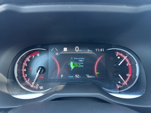 Used 2025 Toyota RAV4 XLE AWD/4WD image 13