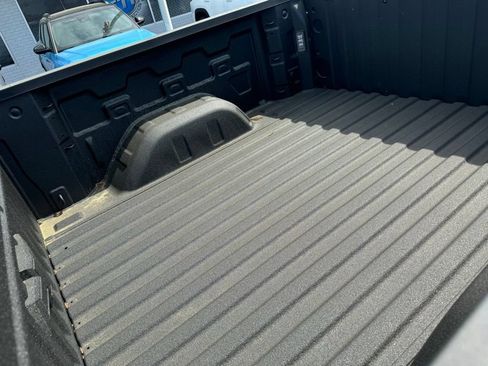 Certified 2025 Chevrolet Silverado 1500 High Country w/ Technology Package AWD/4WD image 15