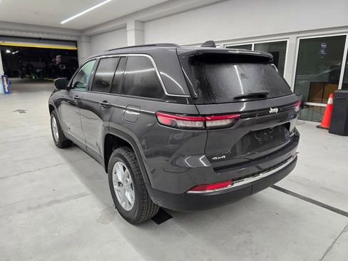New 2025 Jeep Grand Cherokee Laredo X w/ Luxury Tech Group I image 4