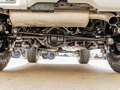 Used 2024 Ford Bronco Badlands image 16