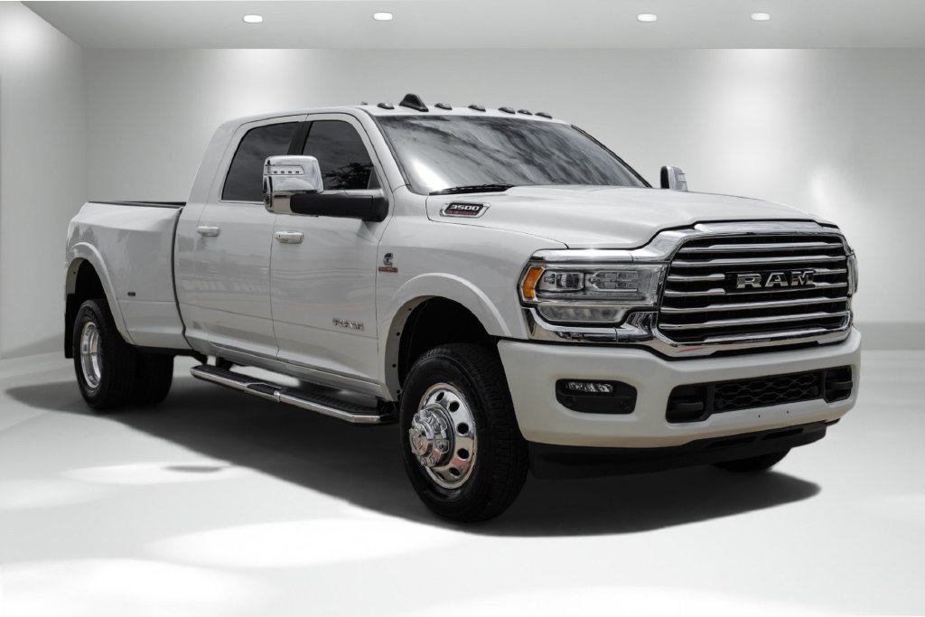 Used 2023 RAM 3500 Limited AWD/4WD image 5