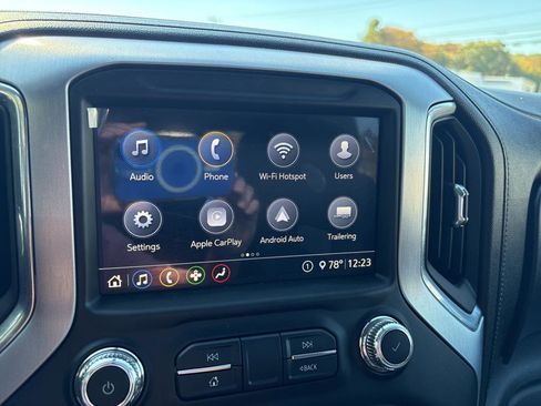 Used 2020 GMC Sierra 1500 SLE w/ SLE Value Package image 13