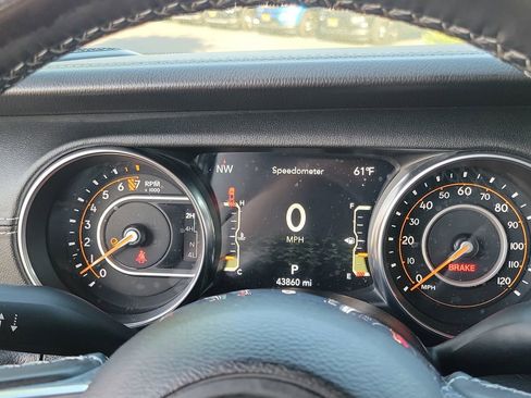 Certified 2022 Jeep Gladiator Overland w/ Popular Equipment Package image 7