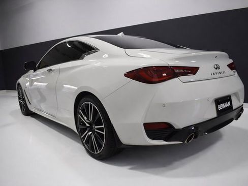 Used 2018 INFINITI Q60 3.0t Sport w/ Sensory Package 3.0T Sport image 11
