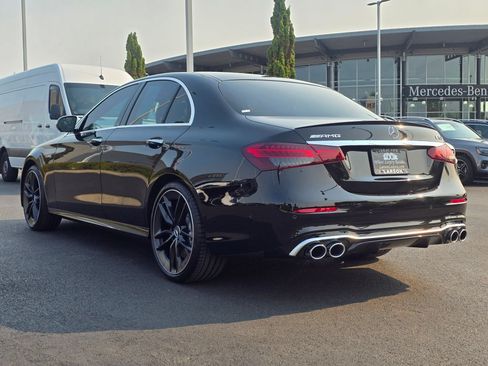 Used 2022 Mercedes-Benz E 53 AMG 4MATIC Sedan image 4