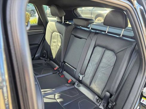 Certified 2025 Audi Q3 2.0T Premium w/ Black Optic Sport Package image 19