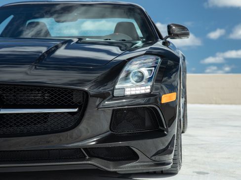 Used 2014 Mercedes-Benz SLS AMG Black Series image 13