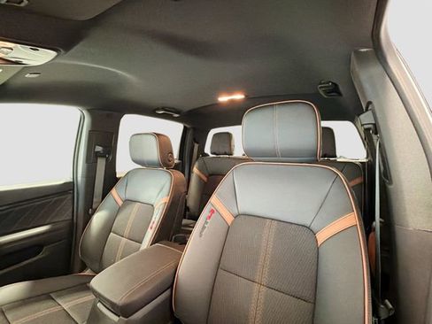 New 2026 GMC Canyon AT4 image 19