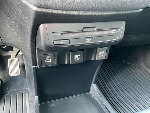 Used 2022 Honda Odyssey Touring image 15
