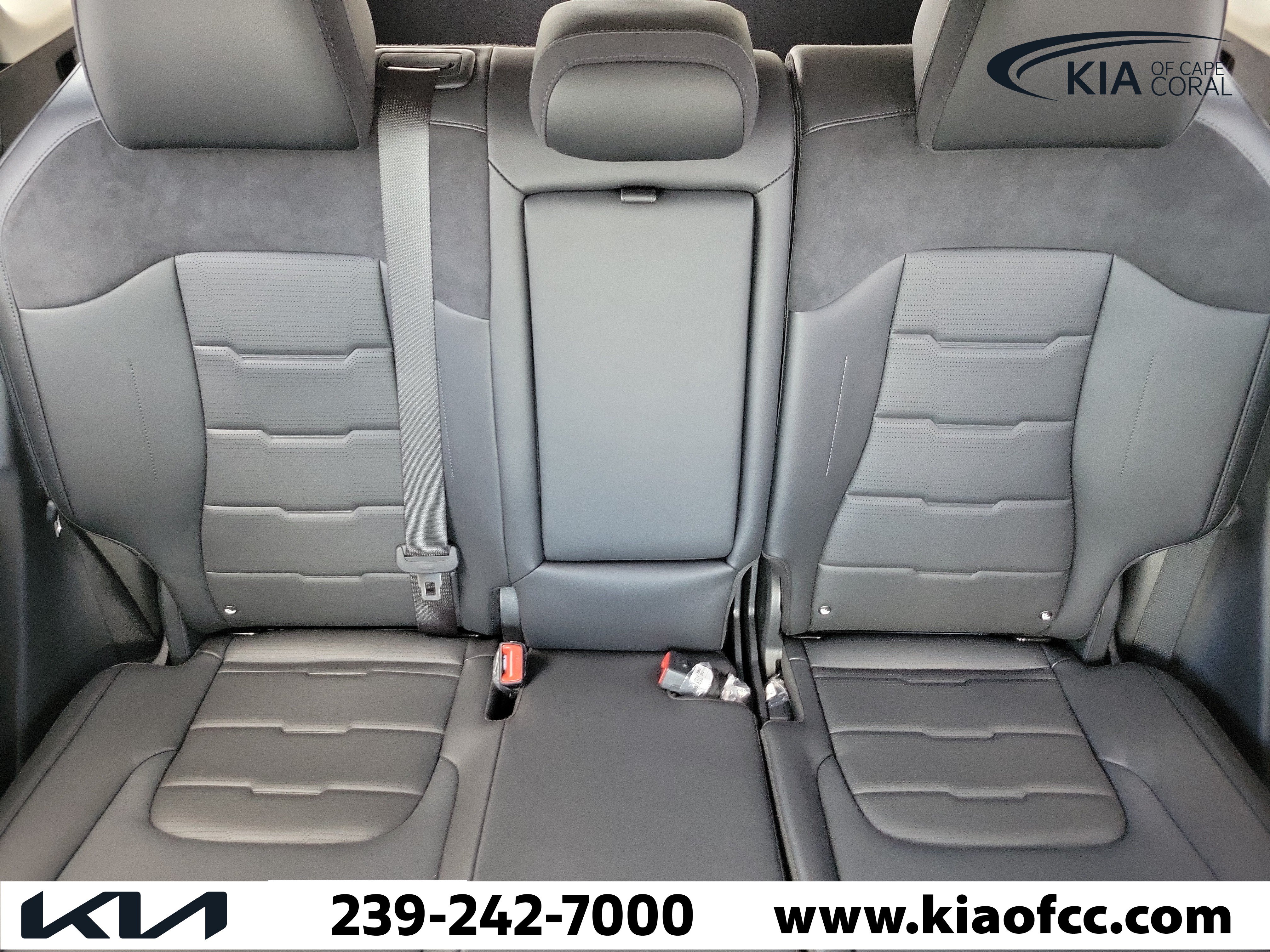 New 2027 Kia Sportage SX FWD image 30