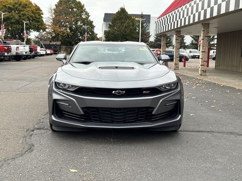 Used 2020 Chevrolet Camaro SS image 2