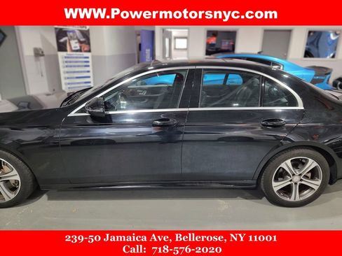 Used 2017 Mercedes-Benz E 300 E 300 image 3