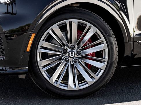 Used 2026 Bentley Bentayga Speed AWD/4WD image 6