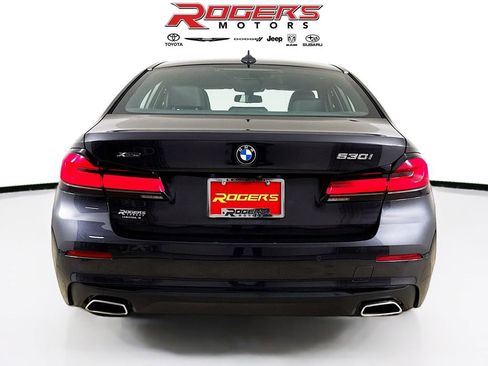 Used 2023 BMW 530i xDrive 530i xDrive w/ Convenience Package image 6