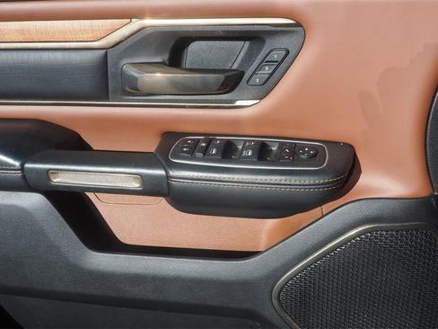 Used 2022 RAM 1500 Limited image 16