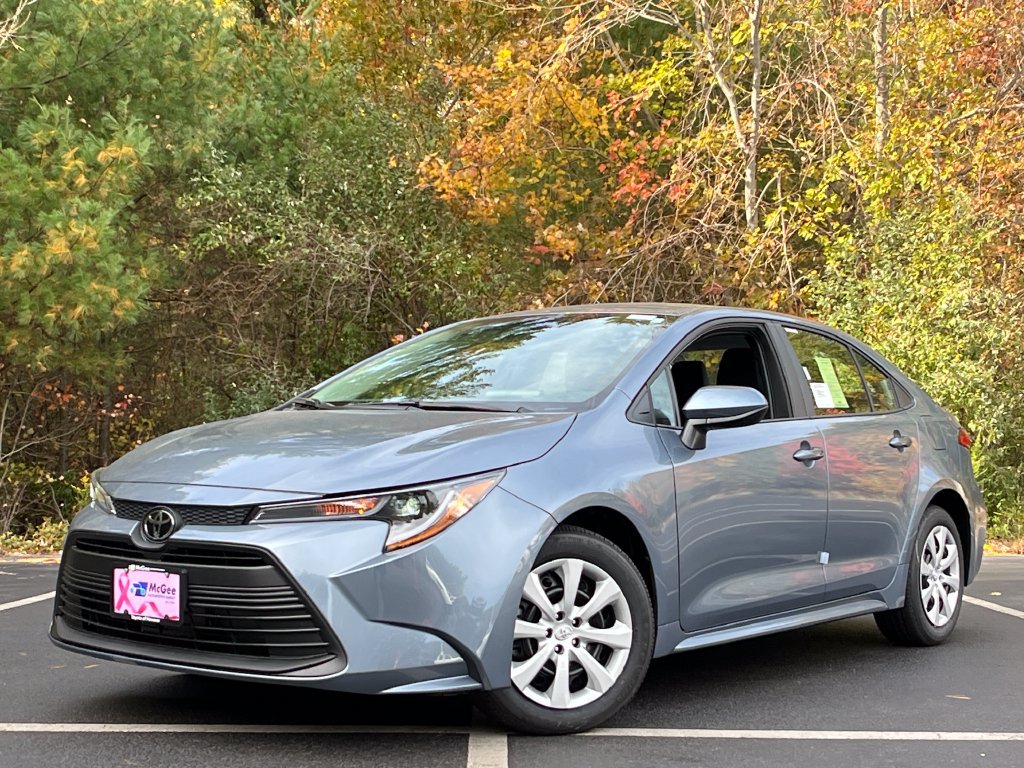 New 2027 Toyota Corolla LE FWD 360° Tour
