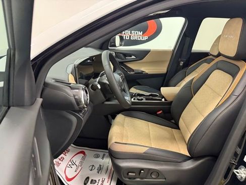 New 2026 Chevrolet Equinox ACTIV AWD/4WD image 12